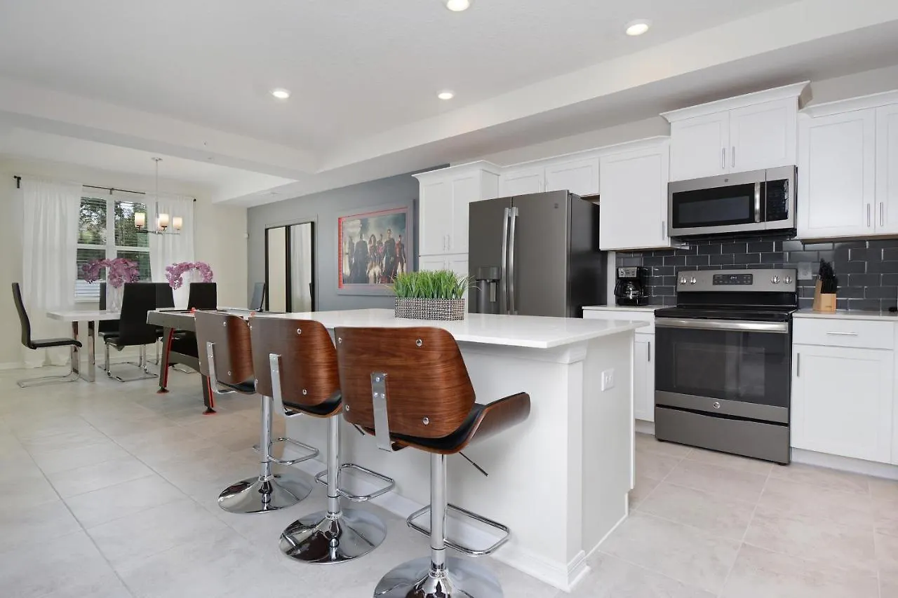 Two Bedrooms Storey Orlando 103 키시미