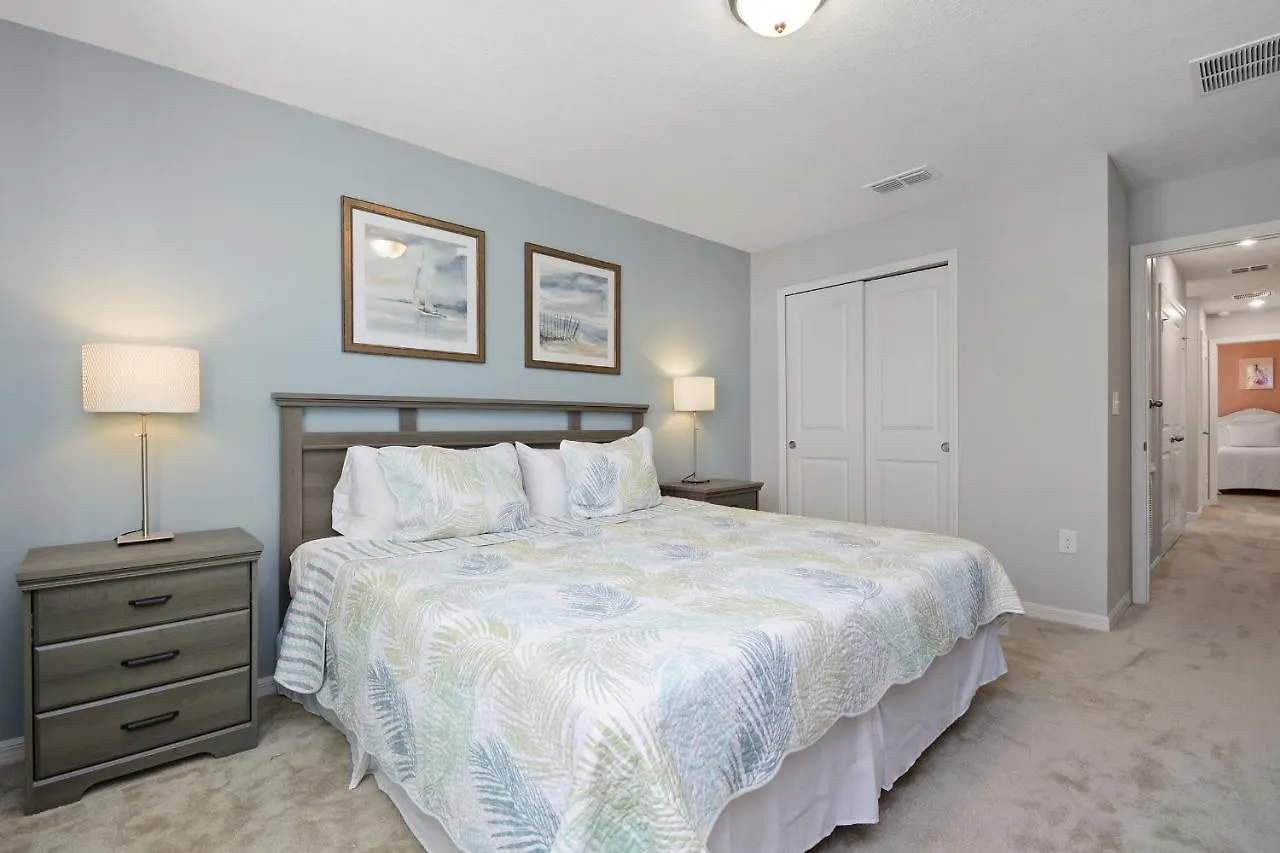 Four Bedrooms Townhome 5128 Semesterbostad
