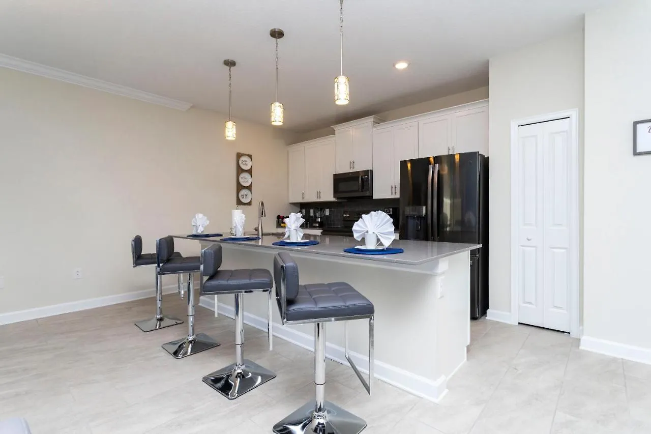 Stunning 4bd W/ Pool Close To @ Storey 2881 Feriehus *