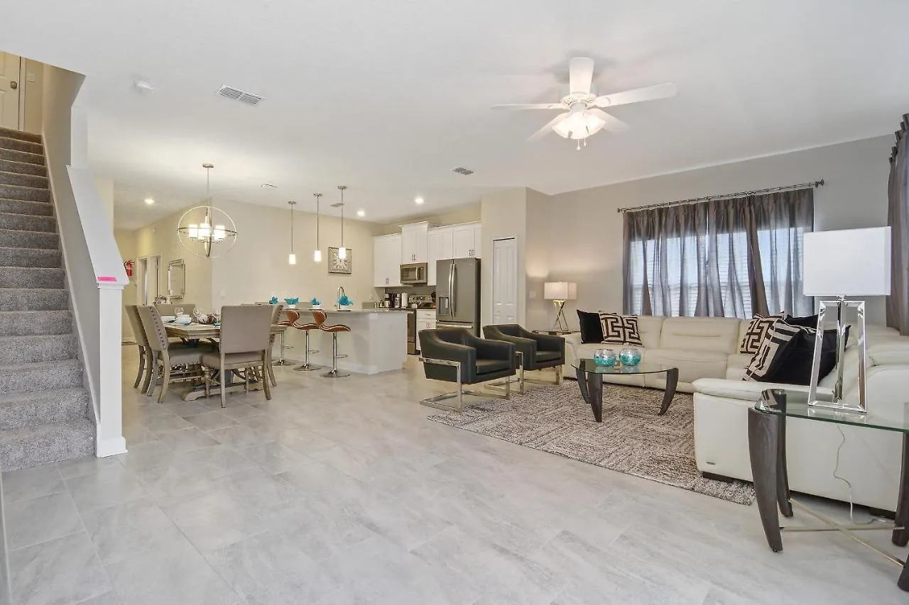 Five Bedrooms W/ Gameroom And Pool 4894 度假居 *