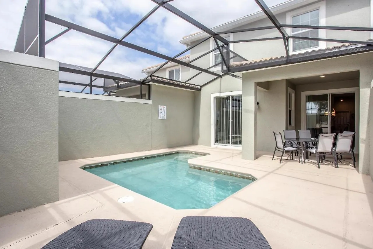 Marvelous 4 Bedroom W/ Screened Pool Close To 4977
