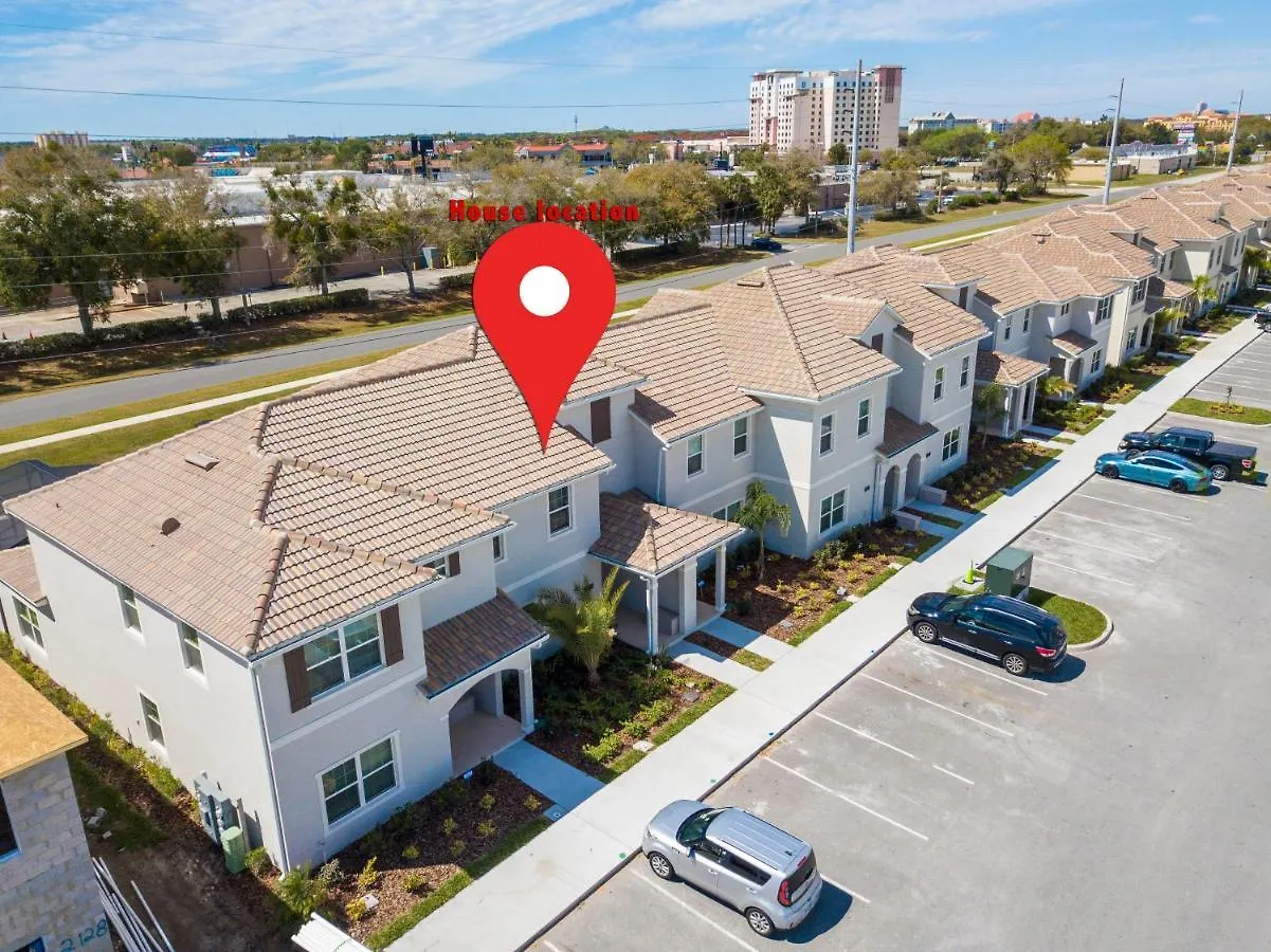 Gorgeous Four Bd W/ Pool Close To 5035 בית נופש *