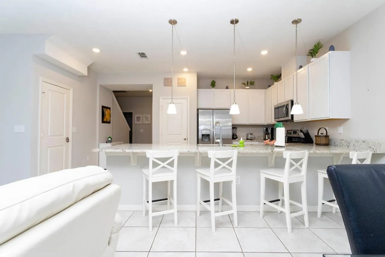 Feriehus Four Bedrooms At Compass Bay