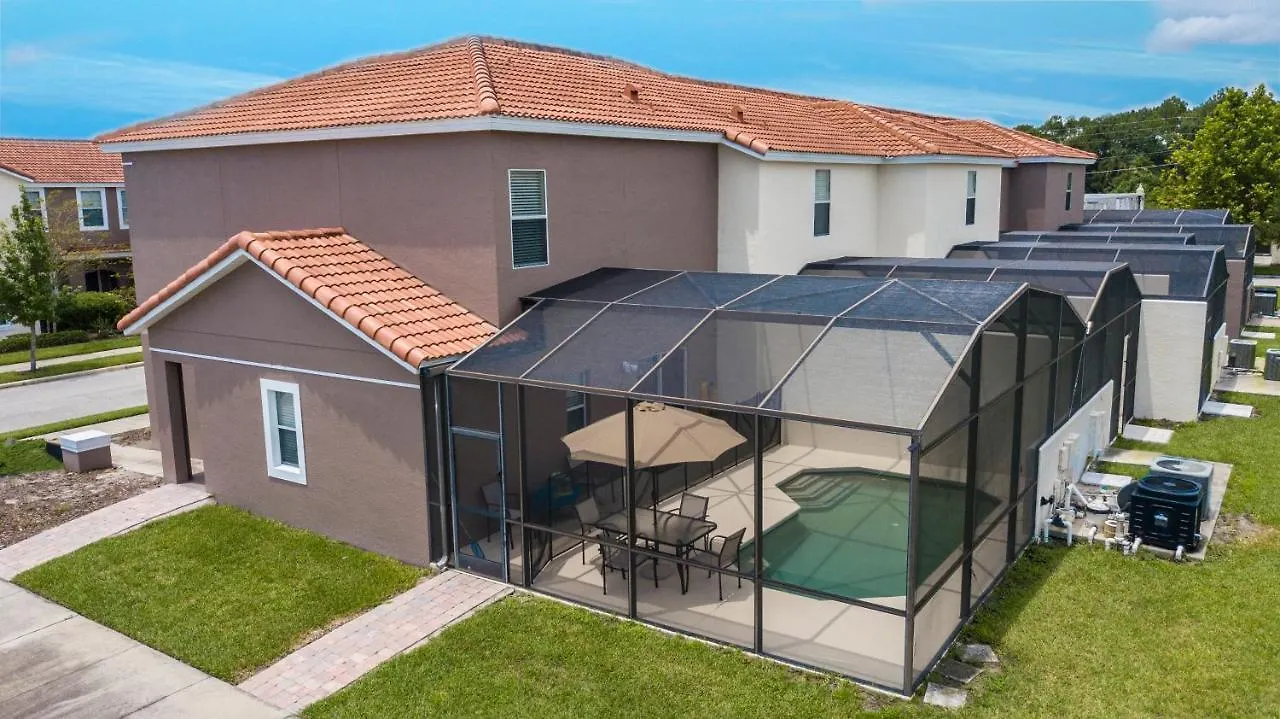 Дом отдыха Four Bedrooms Townhouse 4563