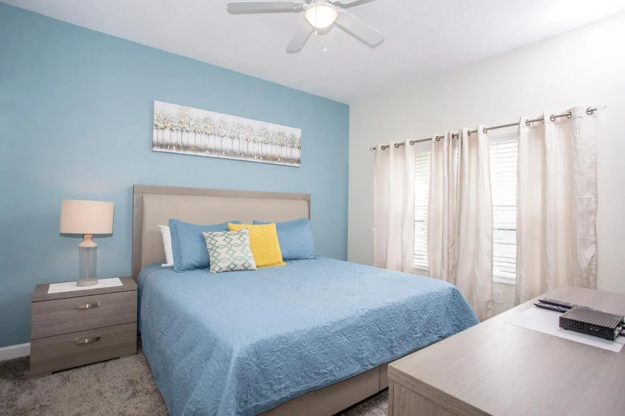 Сasa de vacaciones Marvelous 4 Bedroom W/ Screened Pool Close To 4977 Kissimmee