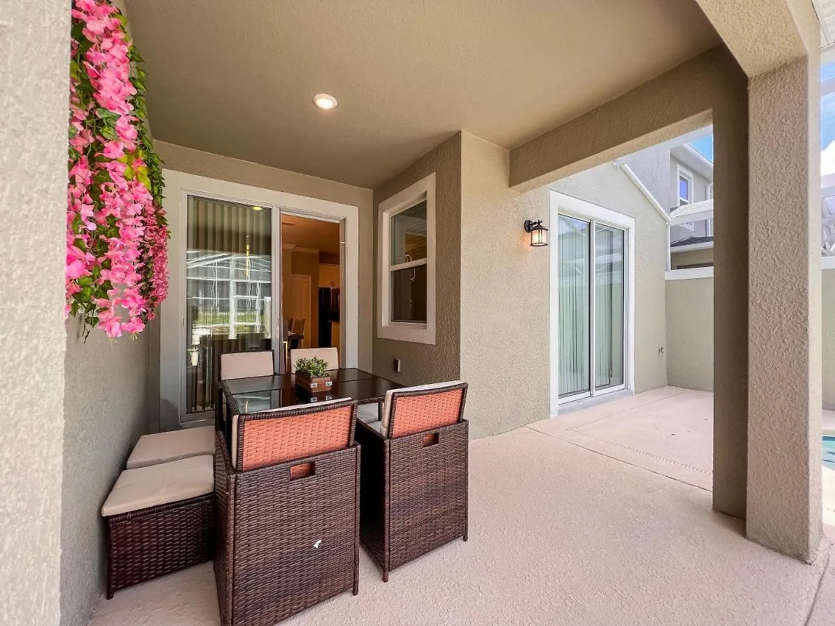 Family Friendly 4 Bd Close To @ Champions Gate 958 Holiday home