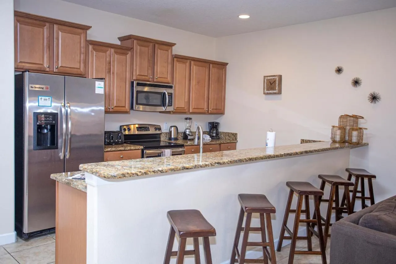 Stunning 4 Bd W/ Pool Close To 8940 Vakantiehuis *