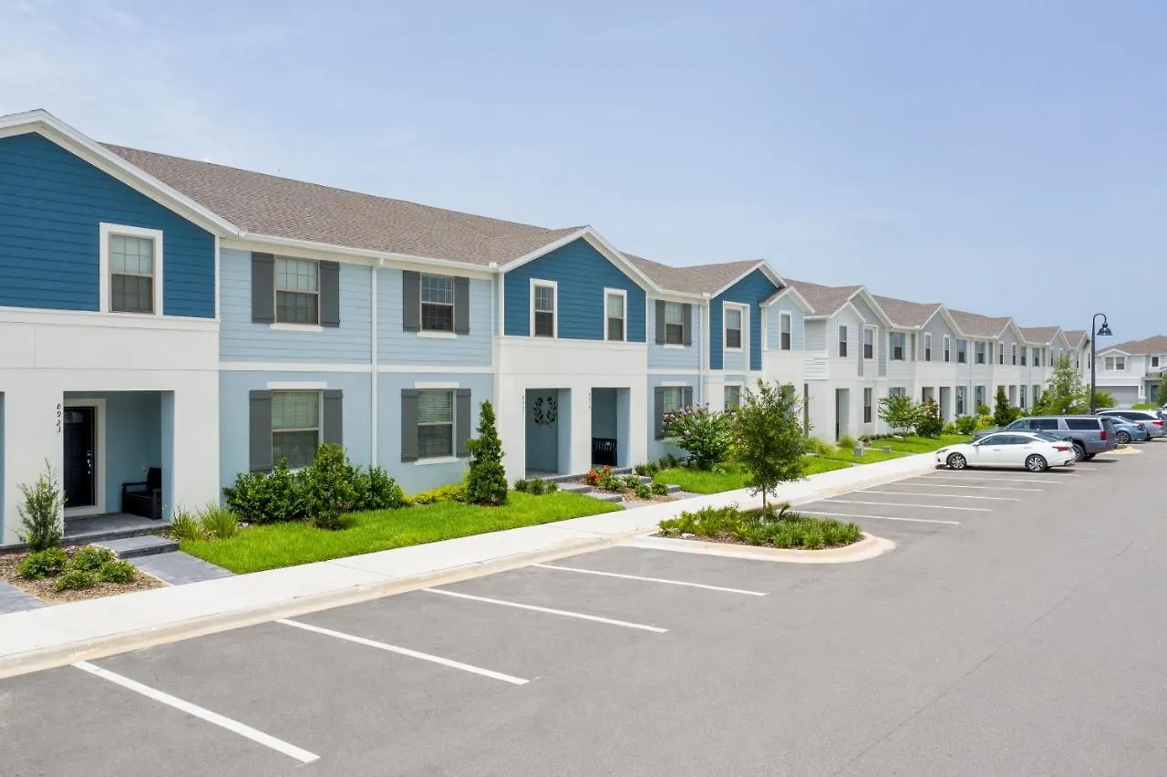 Дом отдыха Splendid 5 Bd W/ Pool @ Windsor Westside 8921 *