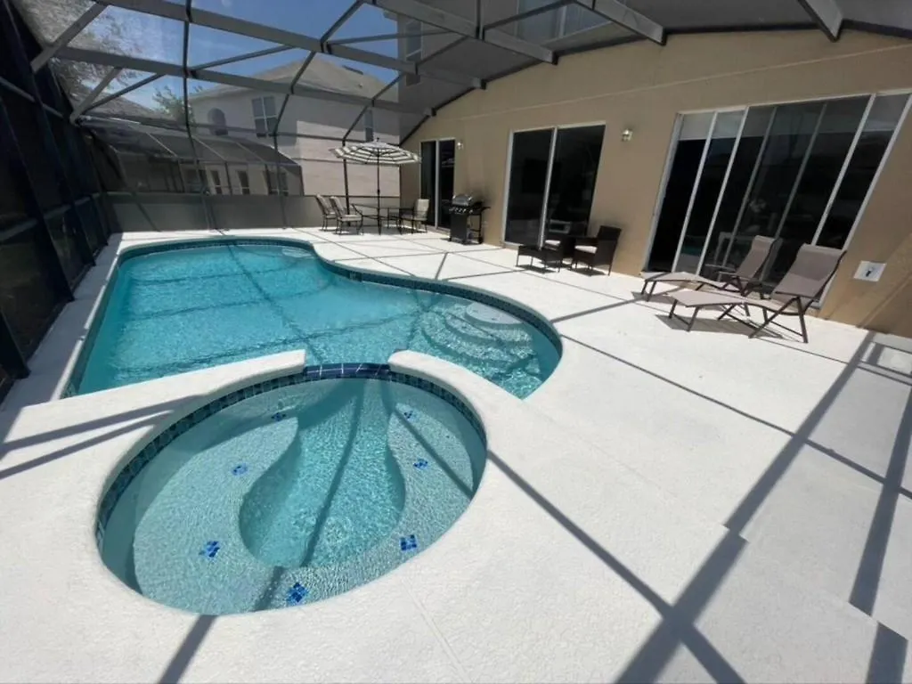 Enchanting Escape- 7 Bed, Pool, & Games * Kissimmee