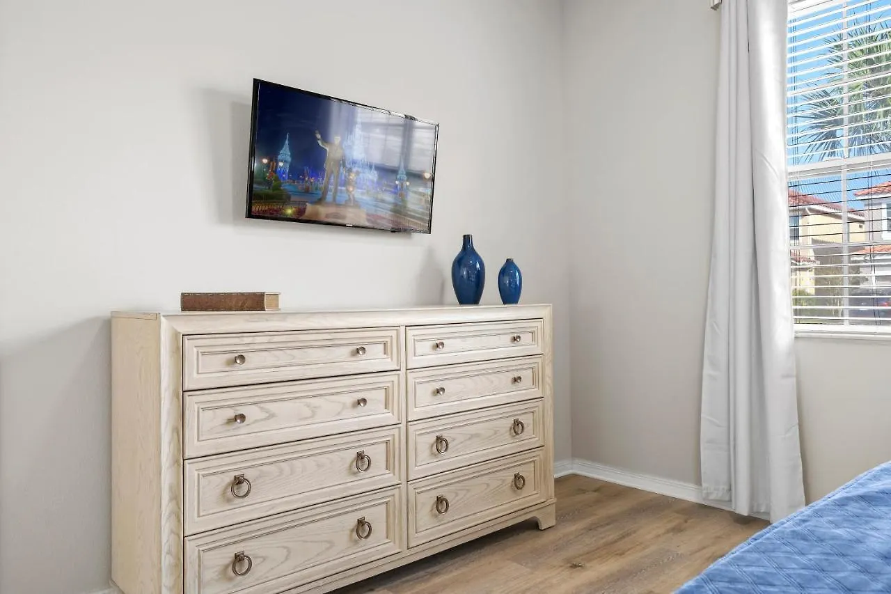 Дом отдыха Veranda Palms 8 Bedroom With Pool 2208