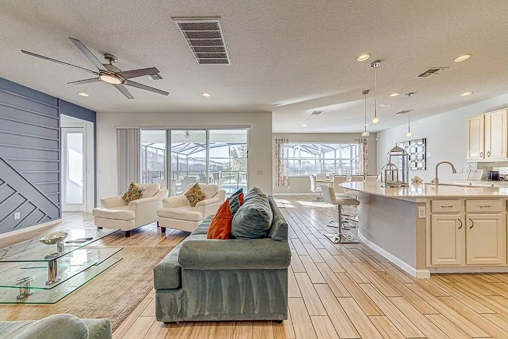 #371-stunning 6 Bed With Modern Decor, South Facing Pool And Overlooking Water Villa *