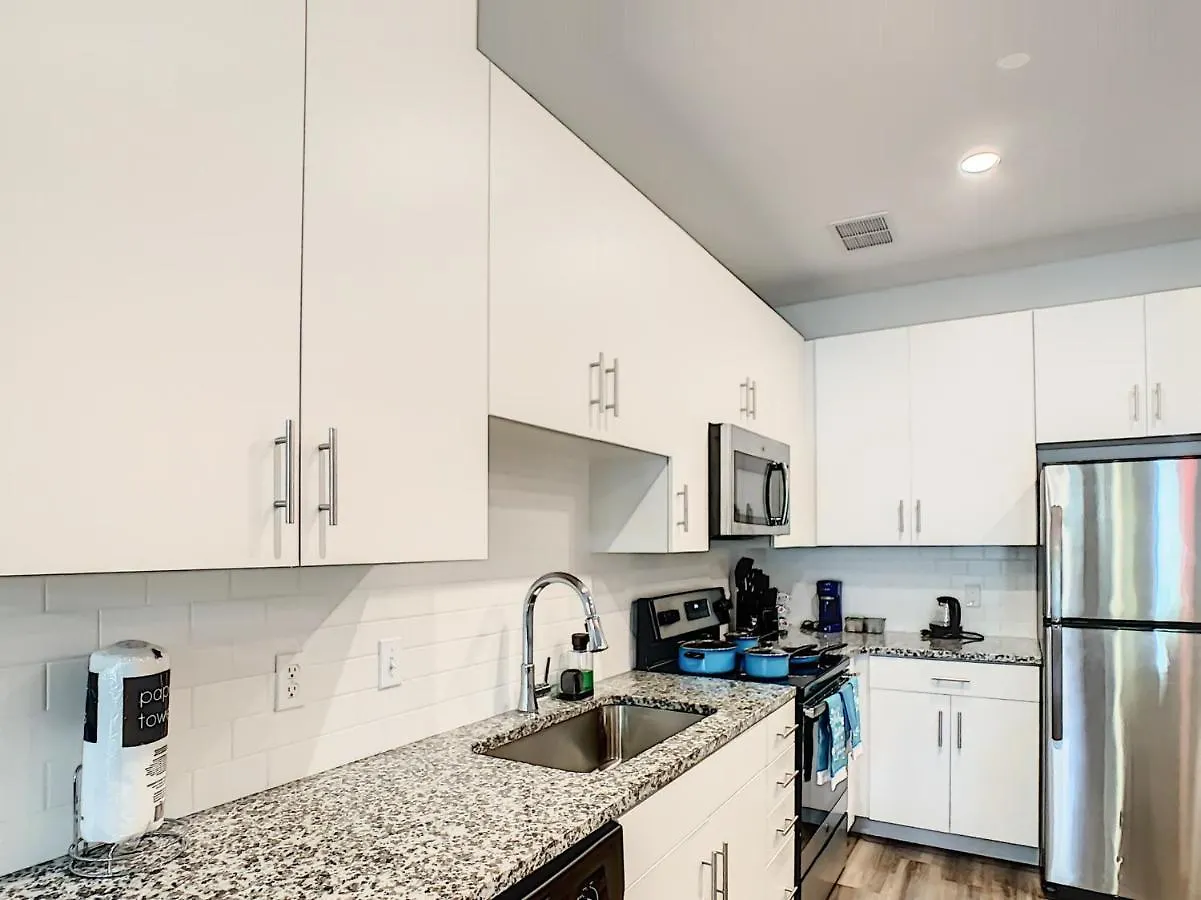 King Bed, Great Amenities, And Disney Calling You Lägenhet Kissimmee