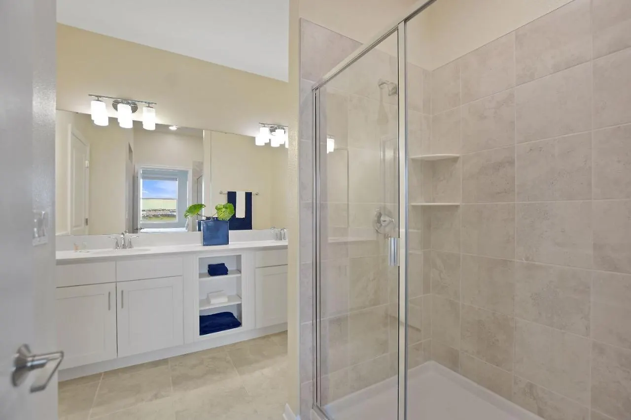 3131 Paradox Circle, Unit 404 #838 Apts * Kissimmee