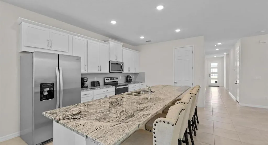 View Solara 6 Bed-private Pool Four Corners