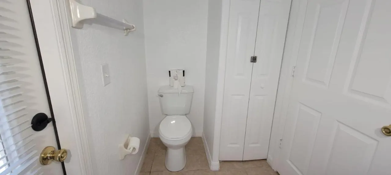 Cheerful 4bed 3bath With Pool Near Βίλα