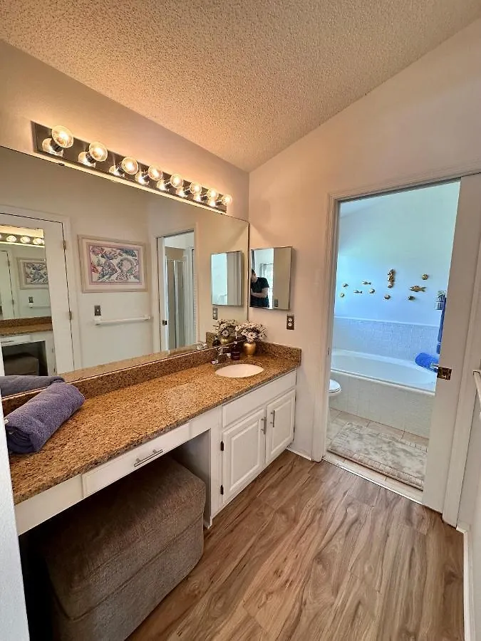 Private Pool With A Beautiful View Overlooking The Lake! Near - Universal Kissimmee