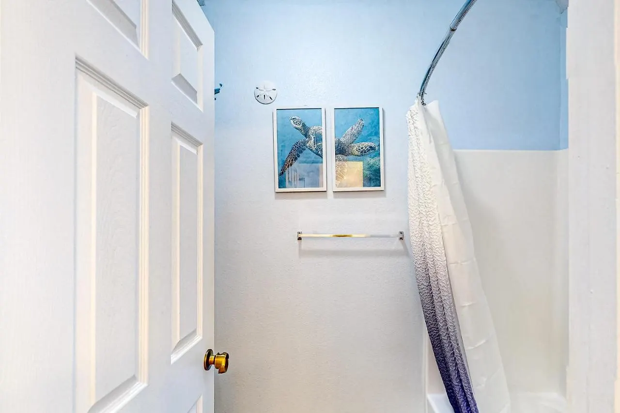 The Pink Flamingo, B Appartement