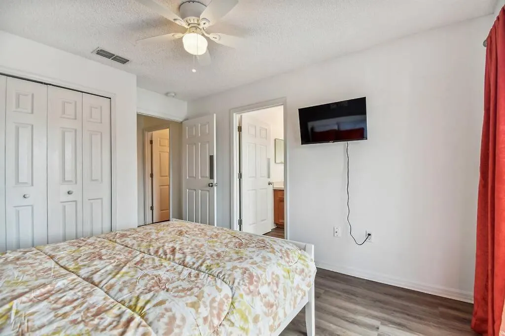 Charming & Cozy Townhouse Area - Berkley *