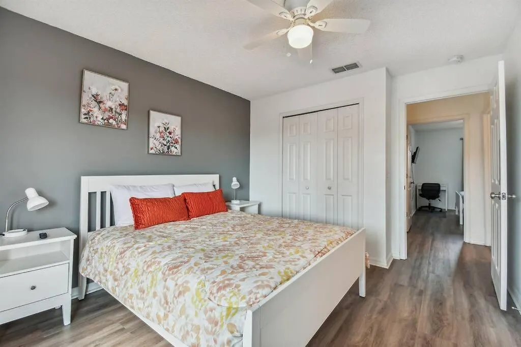 Charming & Cozy Townhouse Area - Berkley Holiday home Kissimmee
