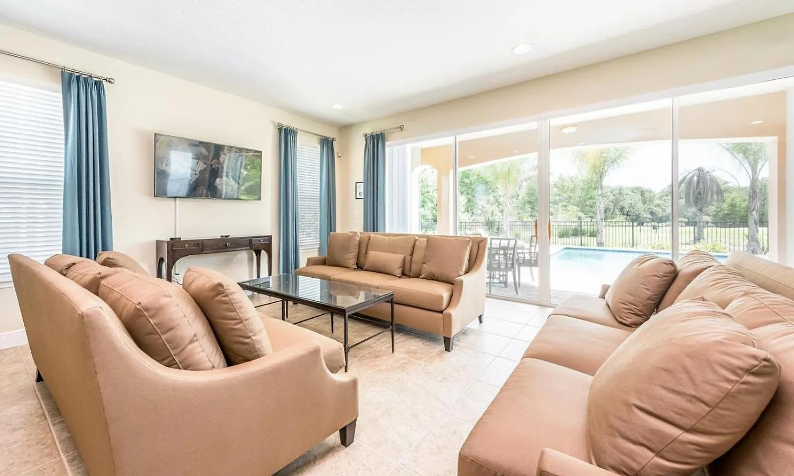 Cozy 6 Bdrm With Pool And At Reunion