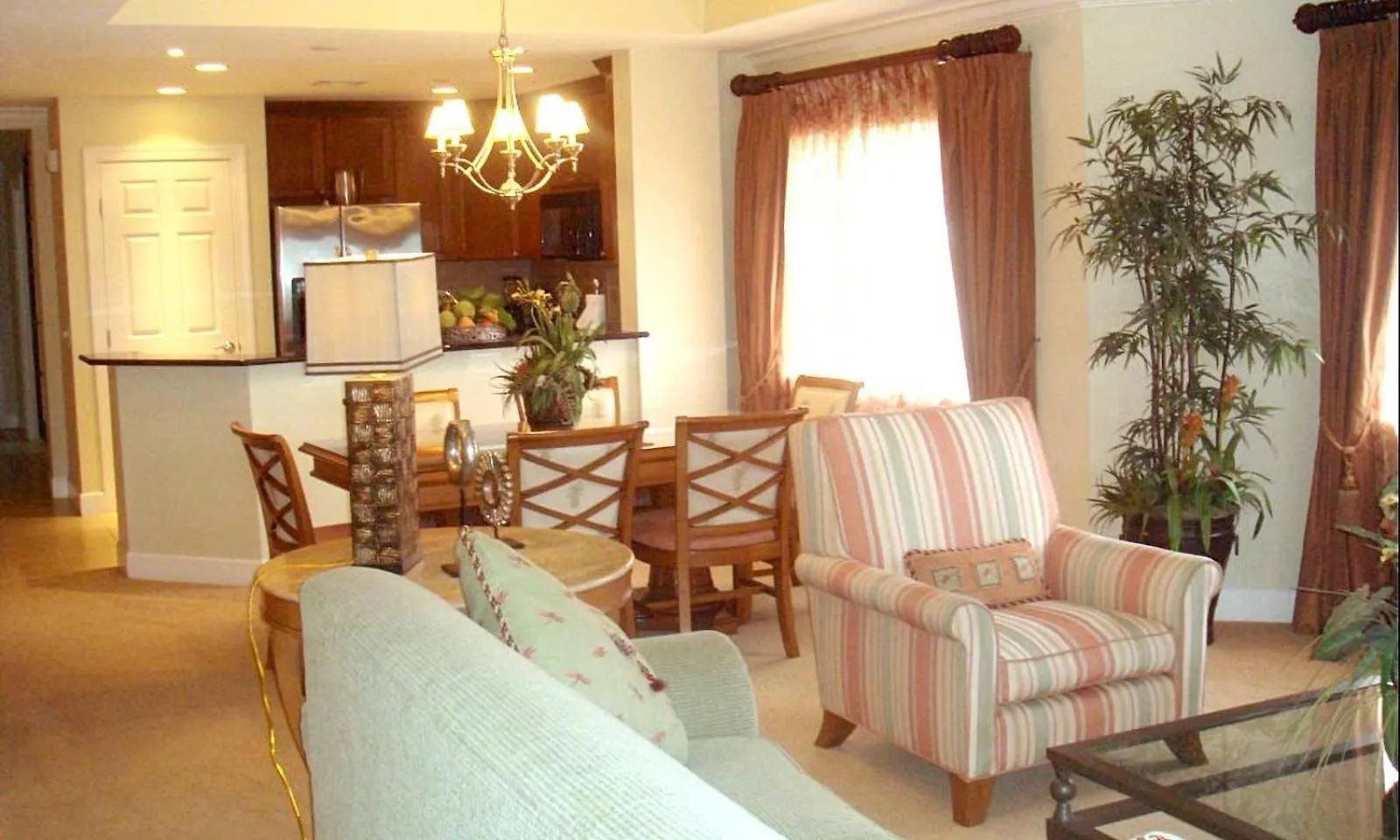 Sunny 3 Bdrm With Golf View Balcony At Reunion Holiday home