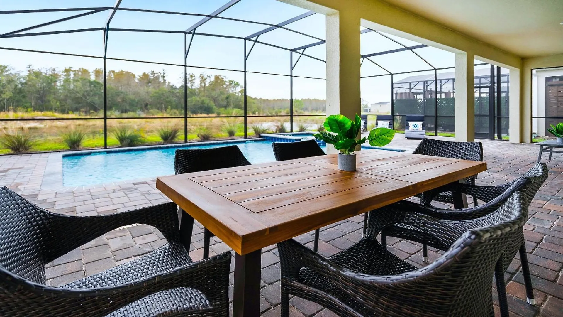 Elegant Retreat With Private & Pool Киссимми