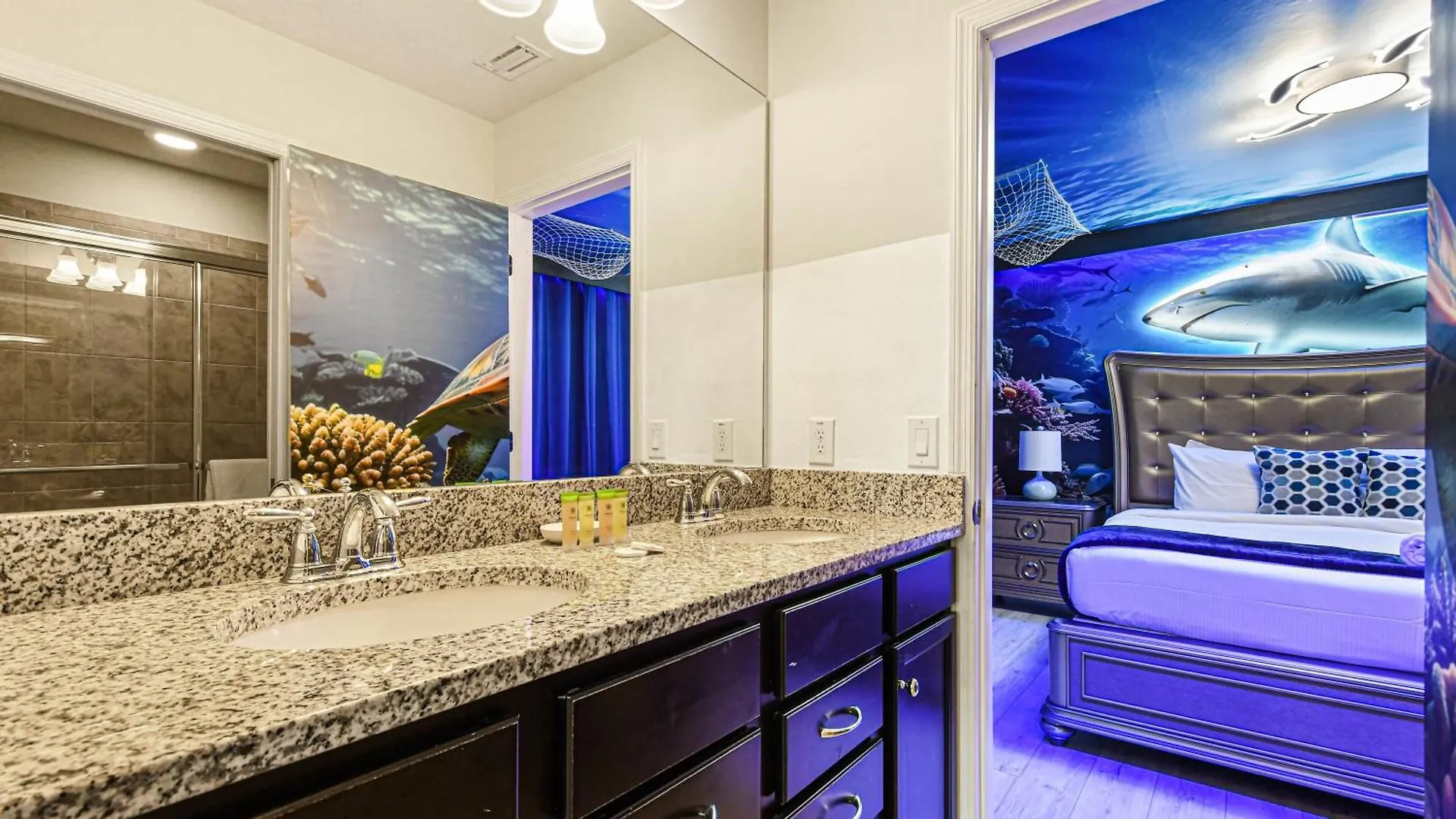 Luxury Villa: Private Pool, Near Holiday home