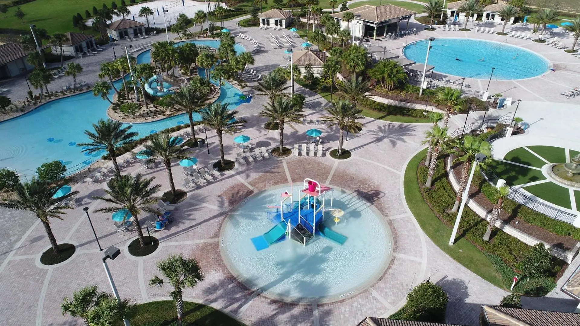 8947ar Townhouse 4 Bedrooms & 3 Bathrooms + Pool Holiday home Kissimmee