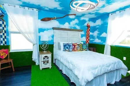 Magical Muggle Mansion Pool & Sleeps 23 * Kissimmee