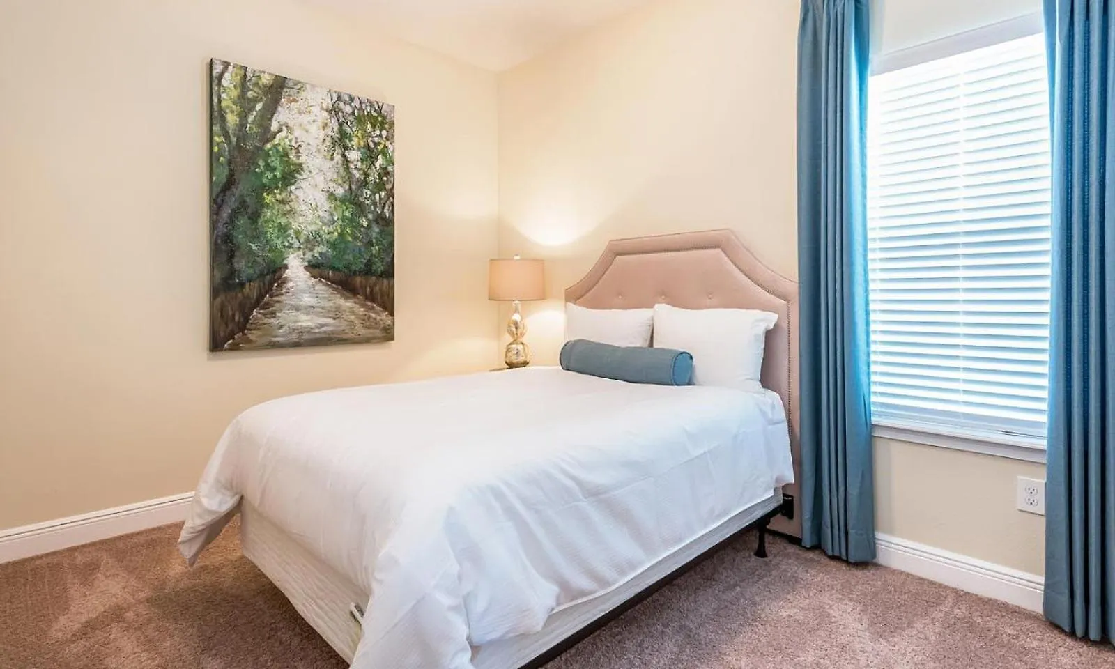 Cozy 6 Bdrm With Pool And At Reunion בית נופש קיסימי