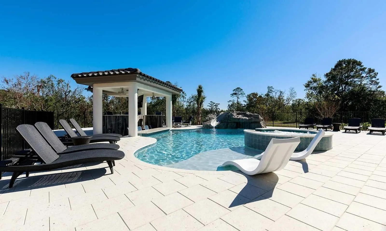 Deluxe 8 Bdrm Mansion With Swim Up Bar And Pool Slide At Reunion Kissimmee