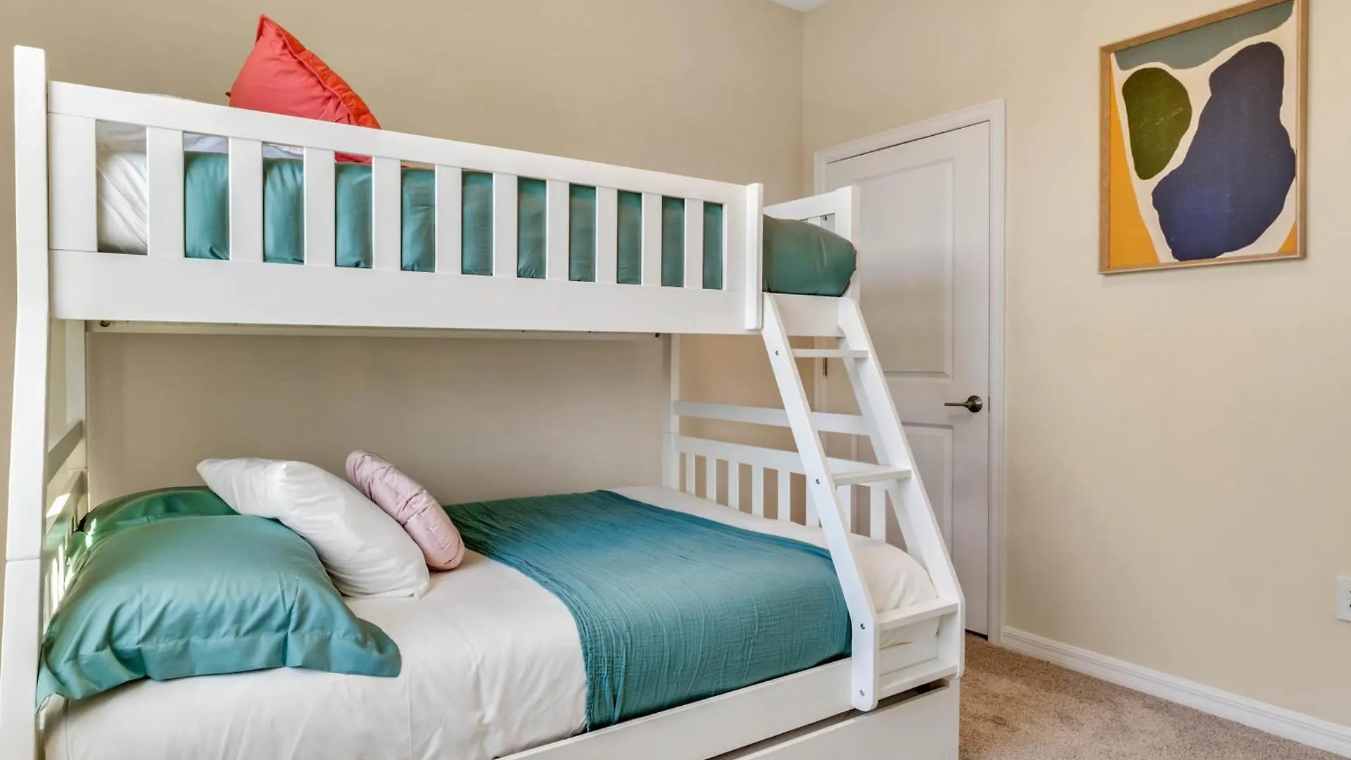 3 Bedroom- 2 Bathroom Storey 3171-308 Pc *