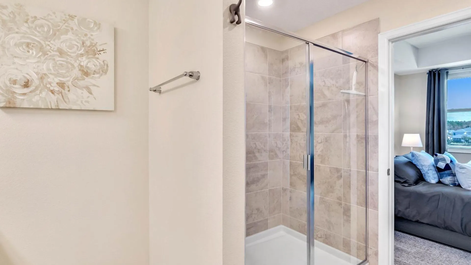 Lejlighed 3 Bedroom- 2 Bathroom Storey 3171-308 Pc
