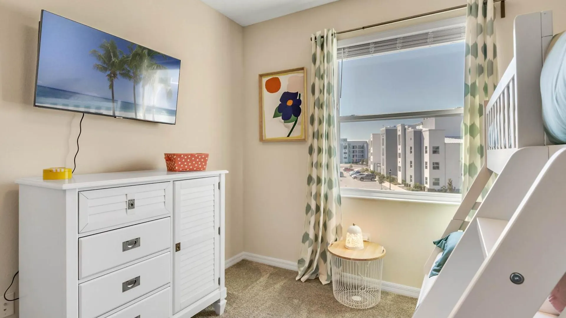 3 Bedroom- 2 Bathroom Storey 3171-308 Pc Kissimmee