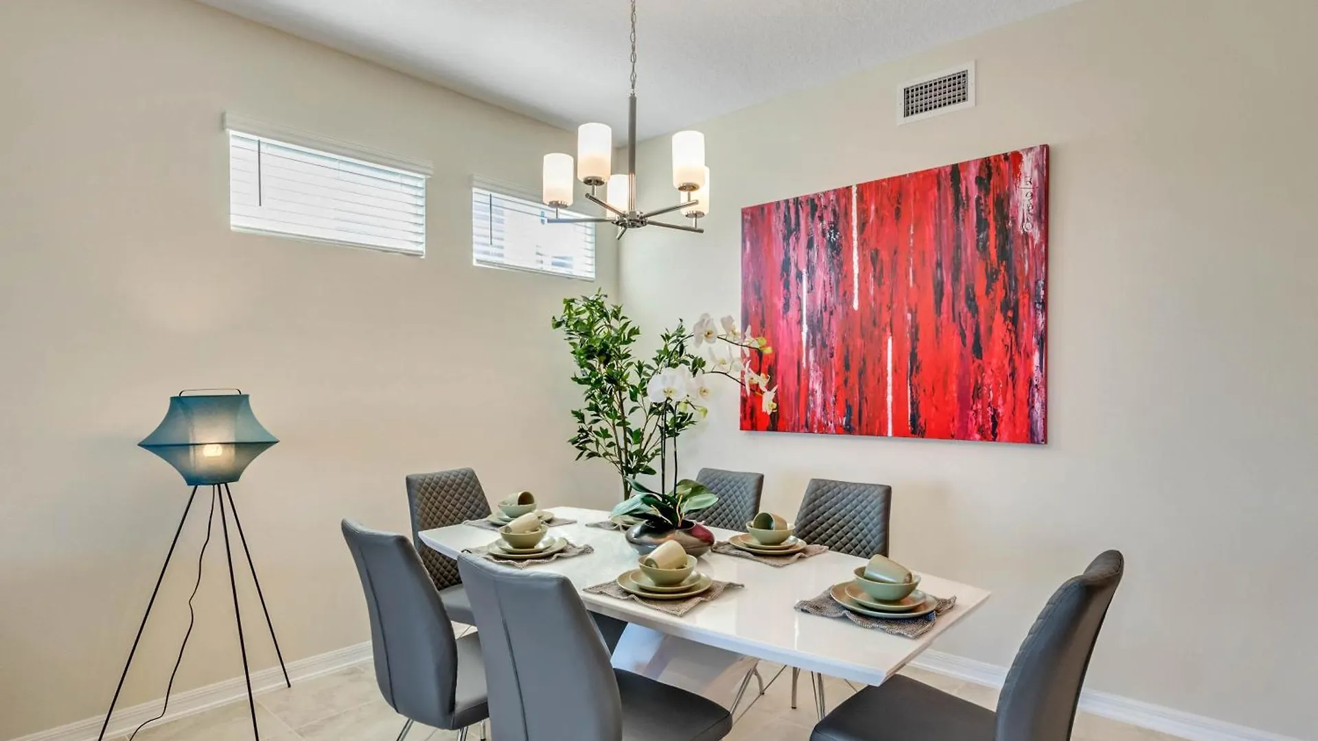 3 Bedroom- 2 Bathroom Storey 3171-308 Pc *