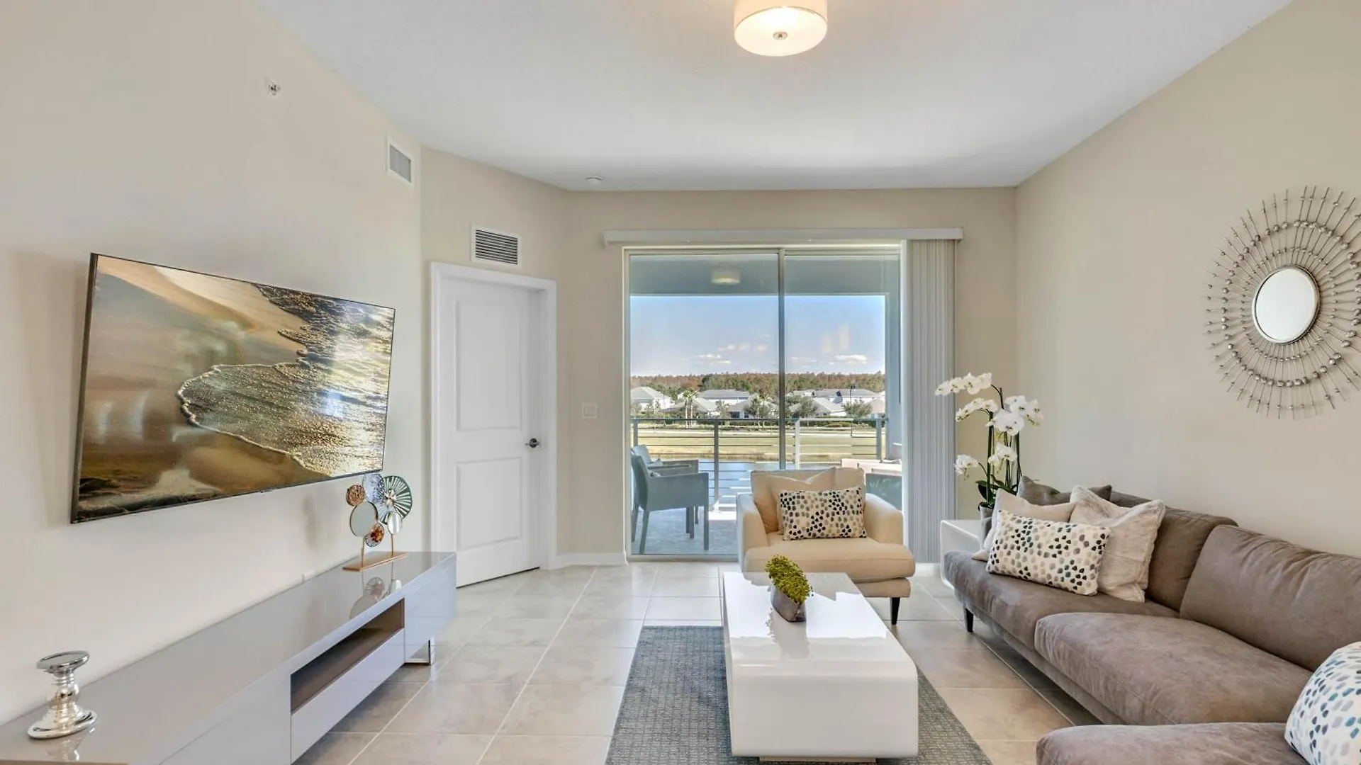 Lejlighed 3 Bedroom- 2 Bathroom Storey 3171-308 Pc Kissimmee