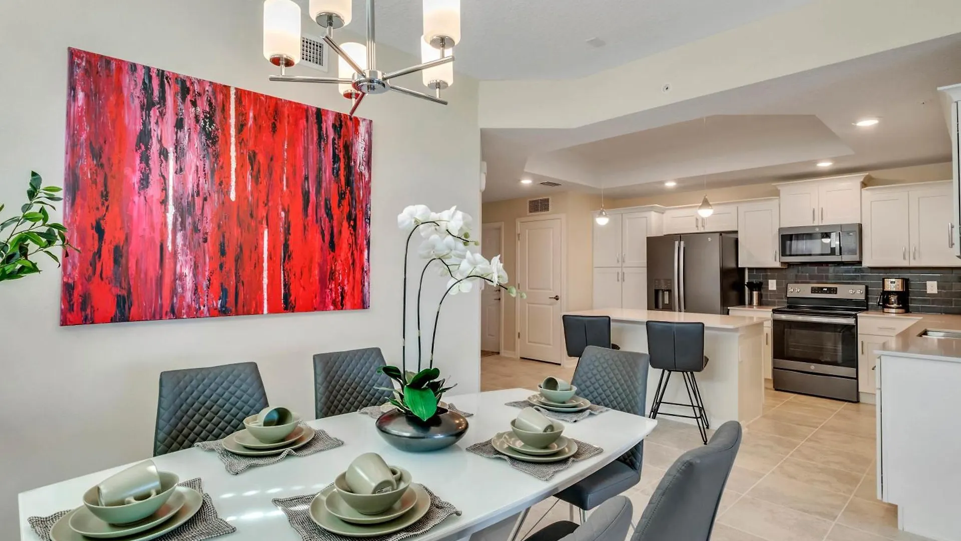 3 Bedroom- 2 Bathroom Storey 3171-308 Pc * Kissimmee