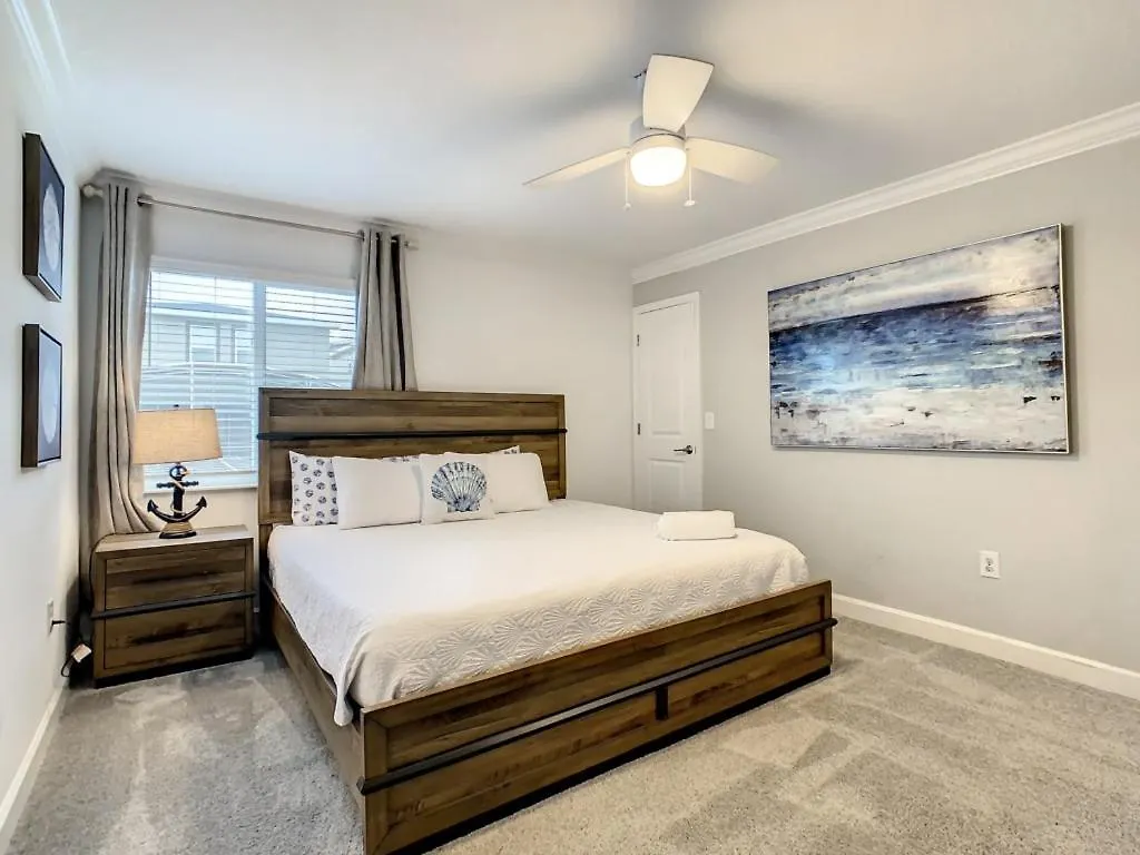 Themed Delight - 5 Bed Champions Gate * Four Corners