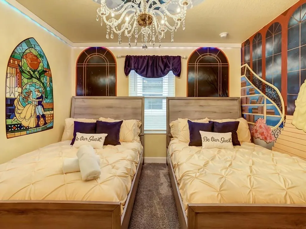 Themed Delight - 5 Bed Champions Gate *