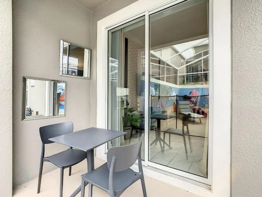 Themed Delight - 5 Bed Champions Gate Holiday home