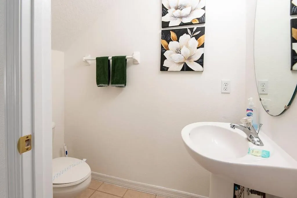 度假居 Comfortable House With Hot Tub Close To