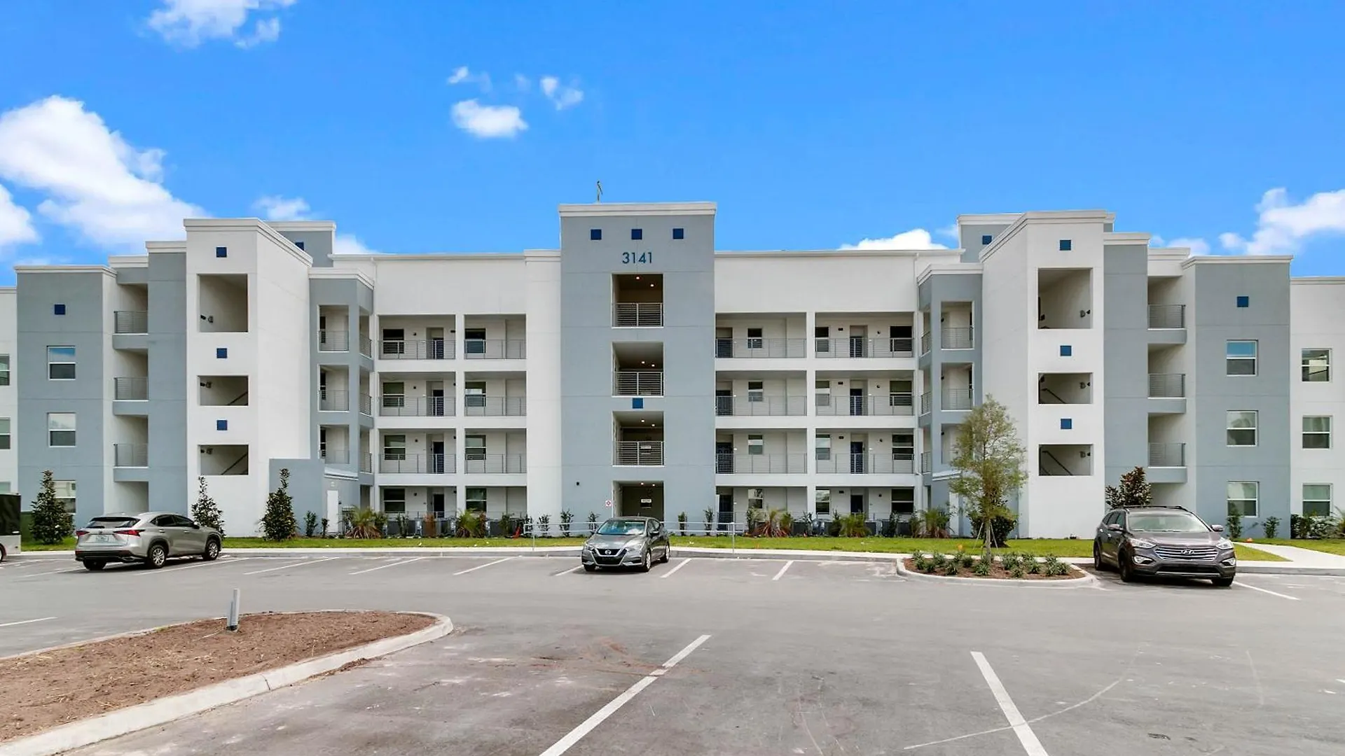 Apartment 3 Bedrooms - 3 Bathrooms - Storey 3141-208 Pc Kissimmee