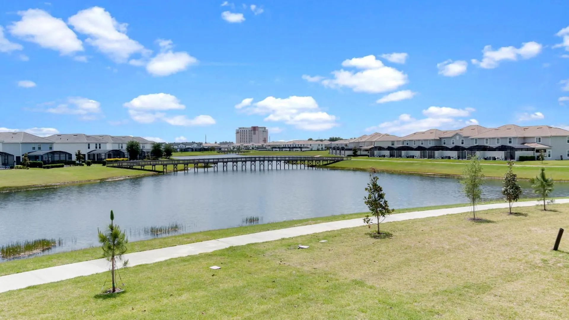 Apartment 3 Bedrooms - 3 Bathrooms - Storey 3141-208 Pc Kissimmee