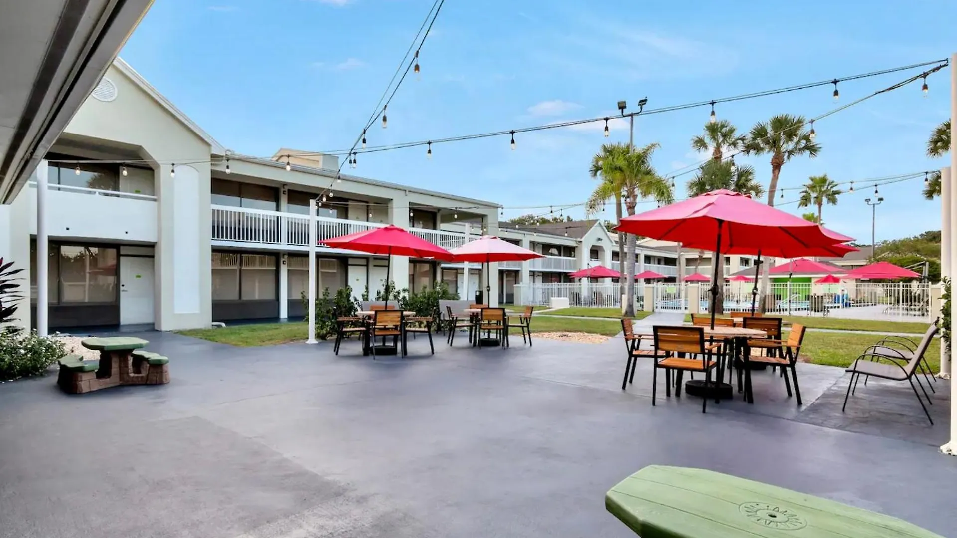 Pool - Wifi - Parking - Location ! Lägenhet Kissimmee