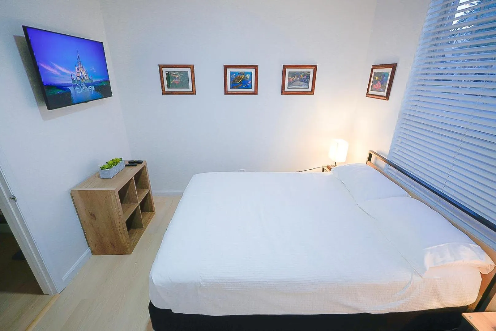 3br 3ba Private Pool Near