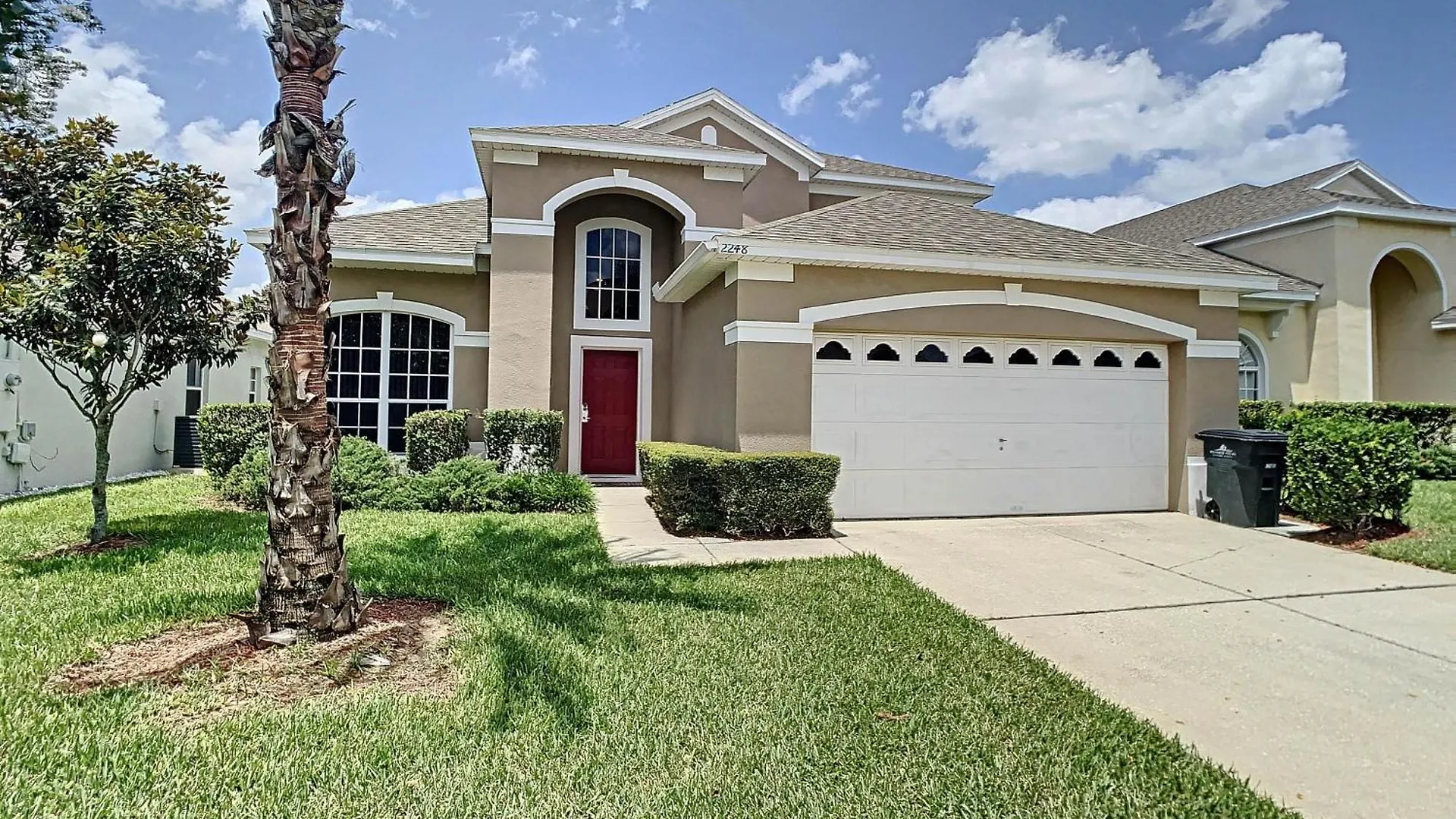 Villa Six Bed Close To In Gated Community *