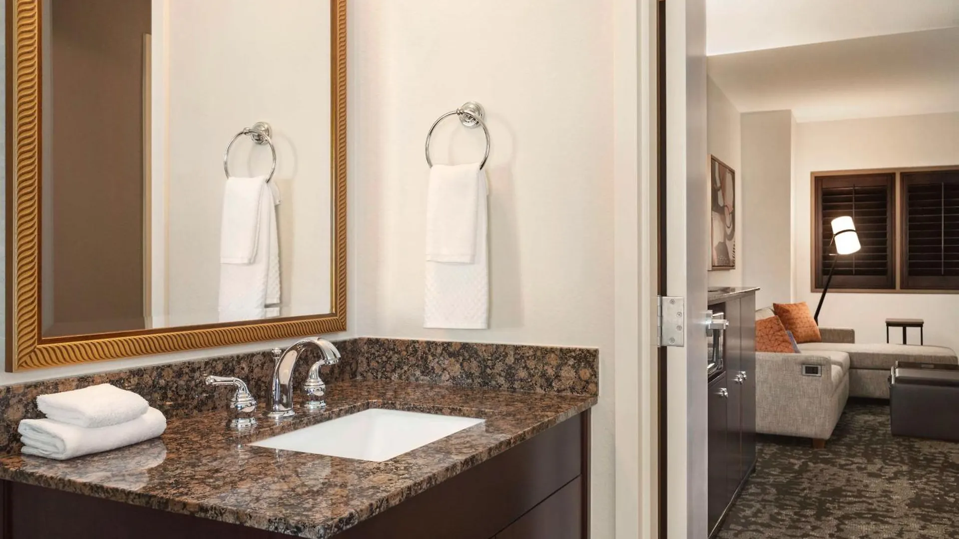 Embassy By Hilton Orlando Buena Vista South Kissimmee
