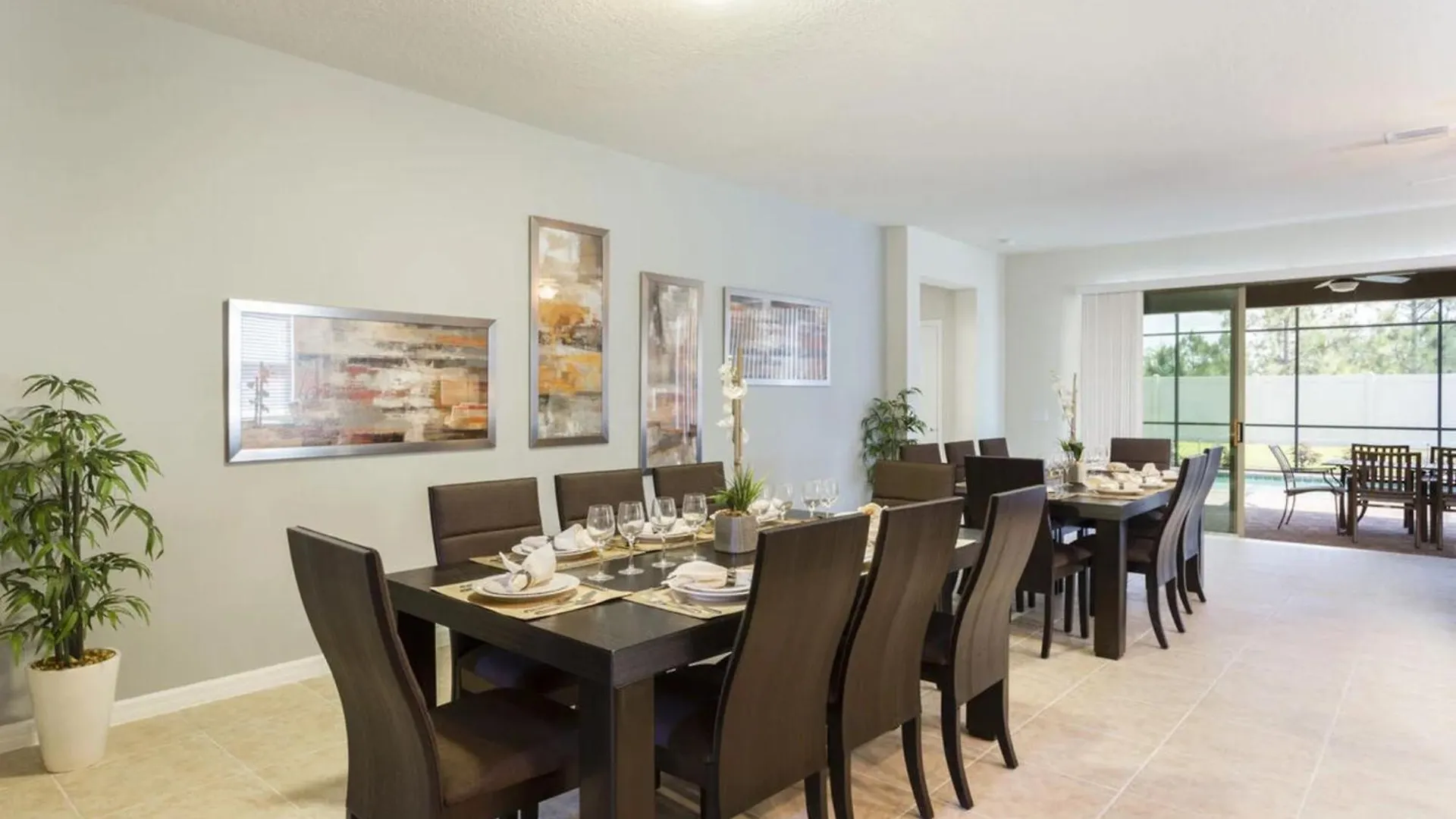 Experience Luxury In Gorgeous 8-bedroom At Golf 펜션