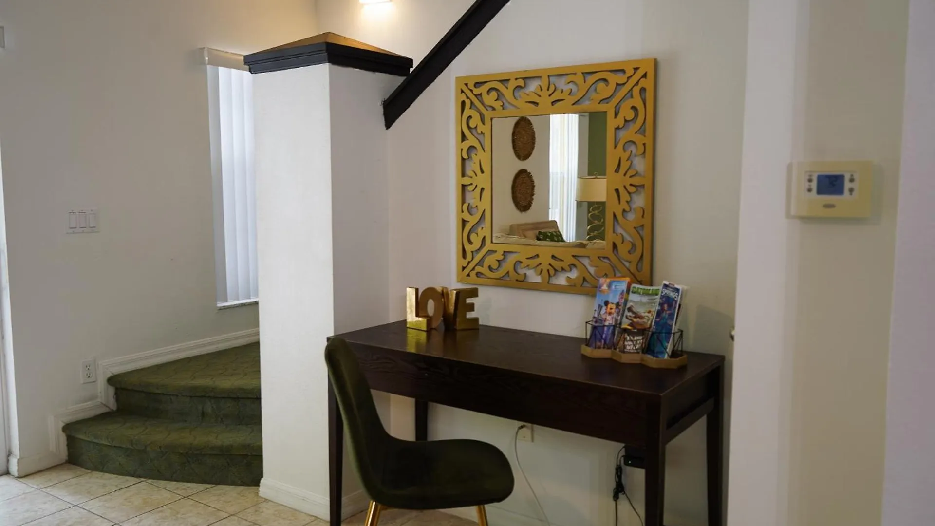 Enchanting Escape 3 Bedroom Minutes From Disney!
