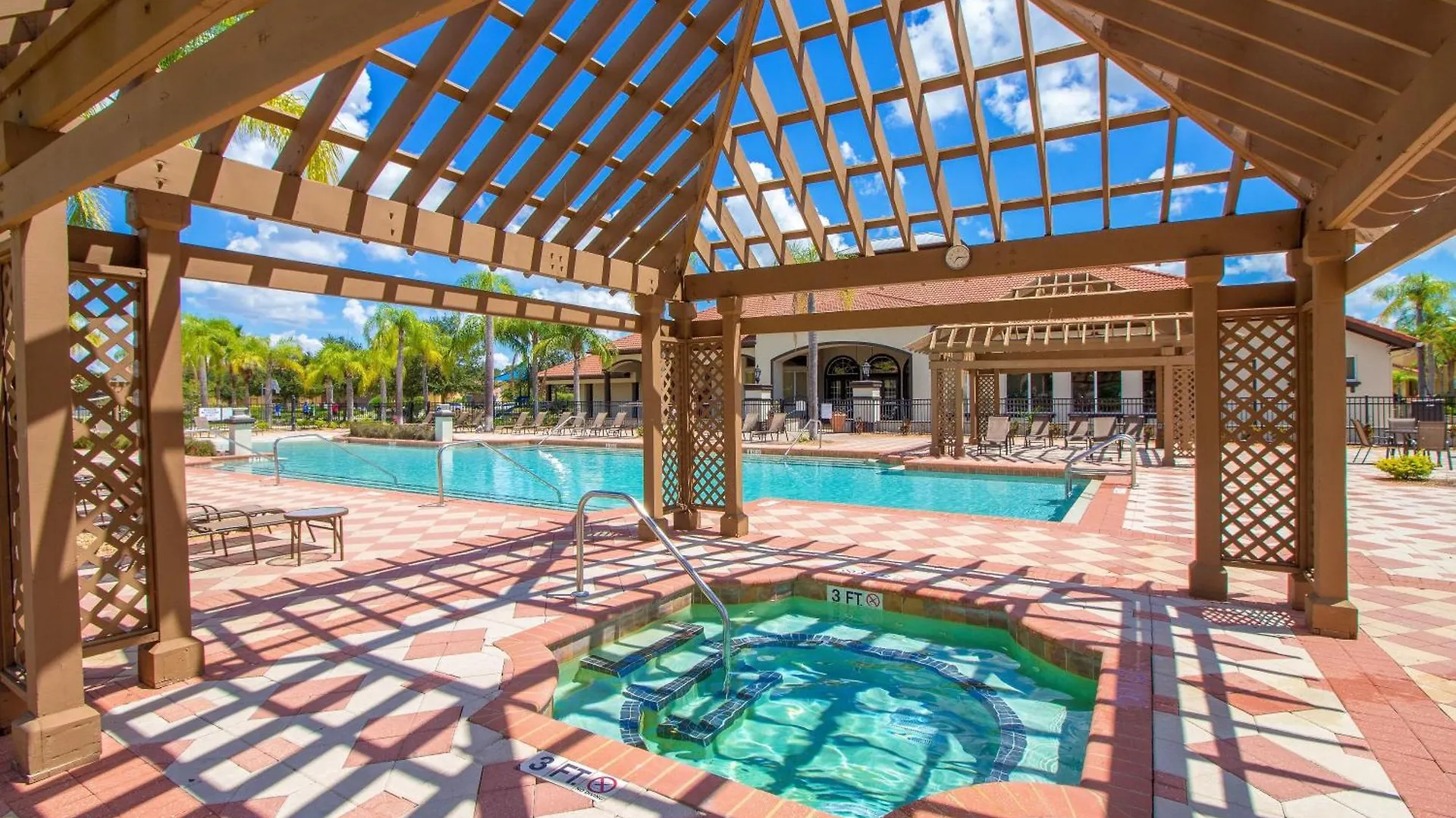 Florida Breeze At Ellis Exclusive كيسيمي